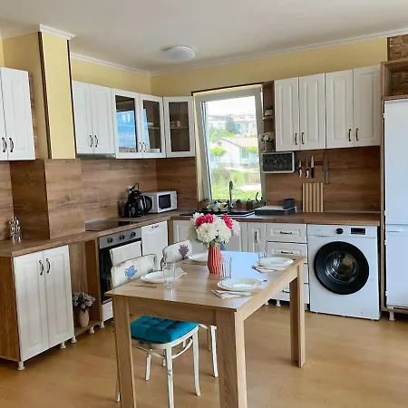 Apartament Cozy By The In Byala *